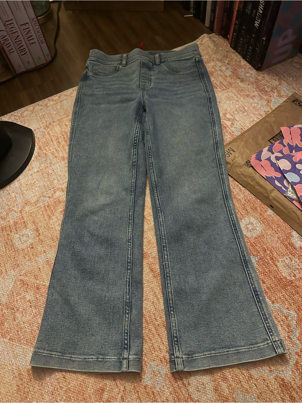 SPANXshape® EveryWear Kick Flare Jeans pull on size medium 20845R - Picture 2 of 9